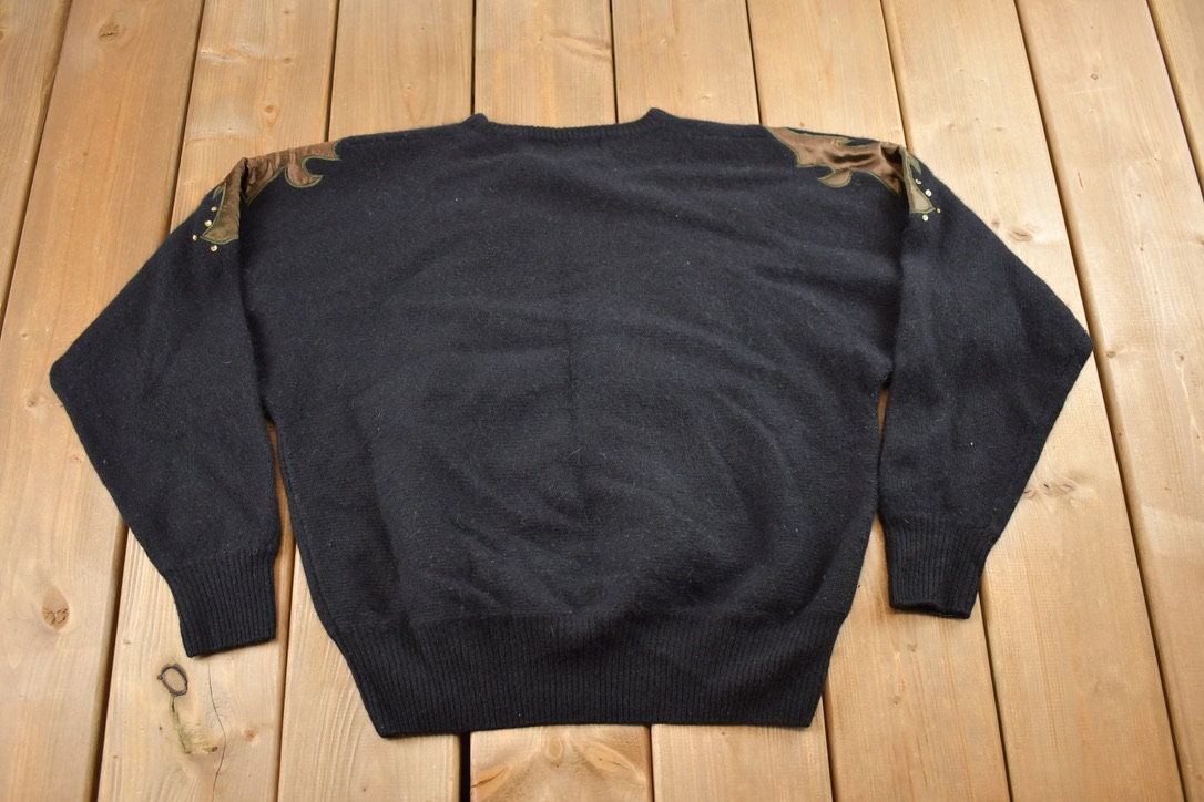 Vintage 1990s Danier Leather Wool Knit Sweater / Vintage 90s Crewneck / Outdoorsman / Vintage Knit / Winter Sweatshirt / Floral Knit / Knit