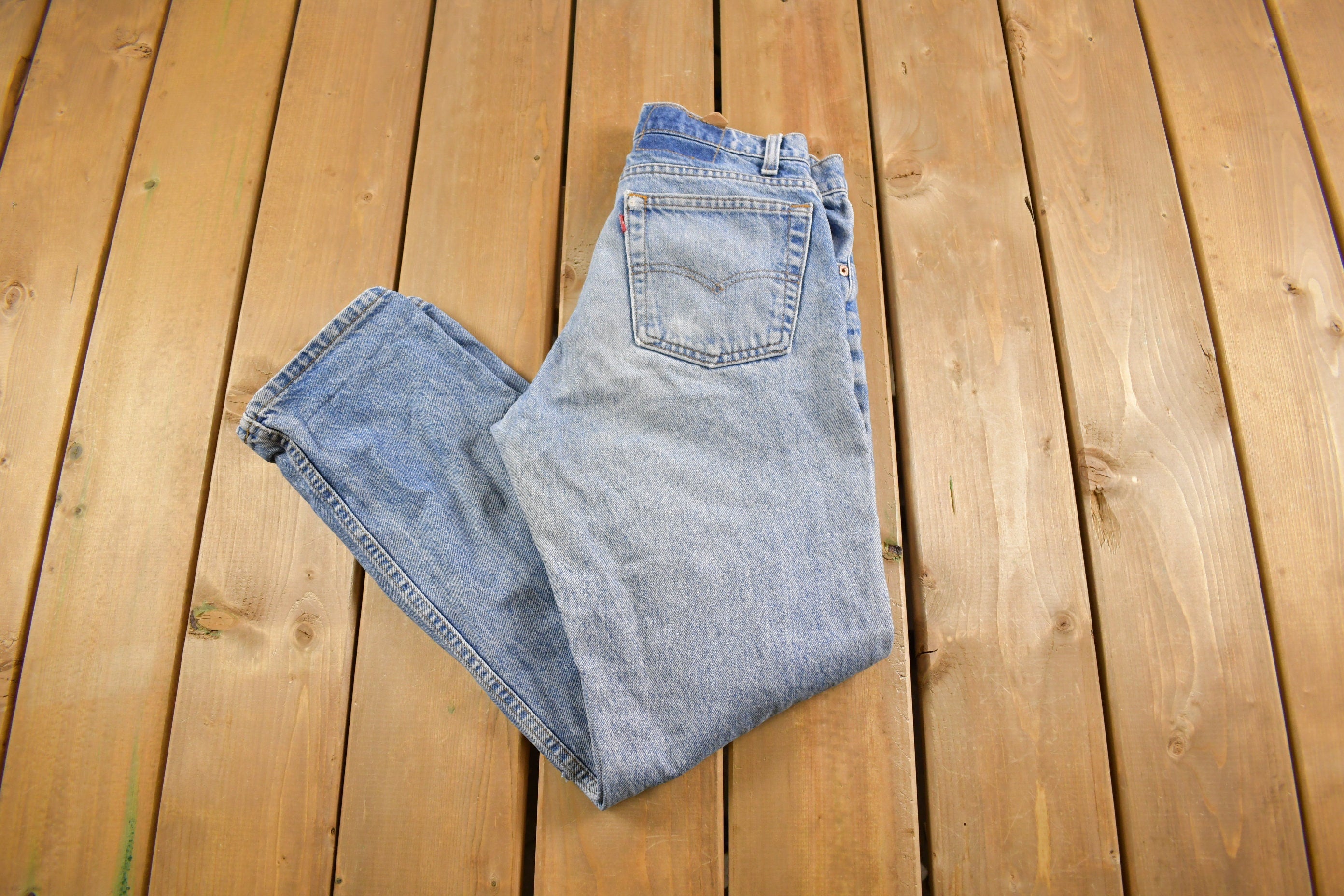 Vintage 1990s Distressed Levi's Red Tab Denim Jeans Size 29 x 27