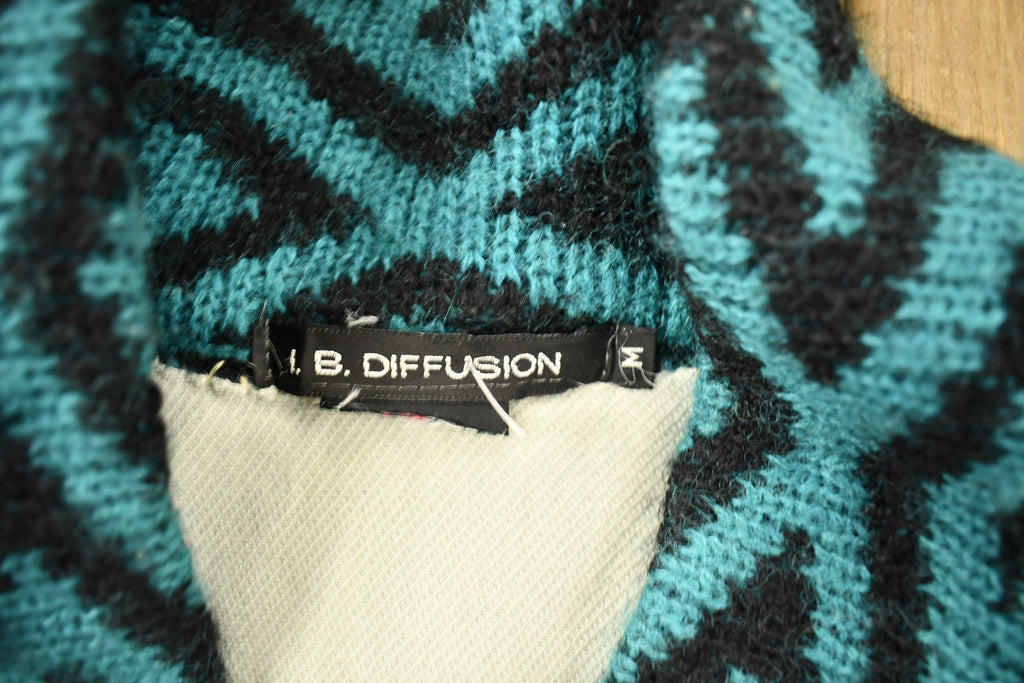 Vintage 1980s Abstract Pattern Heavy Weight Cardigan Sweater