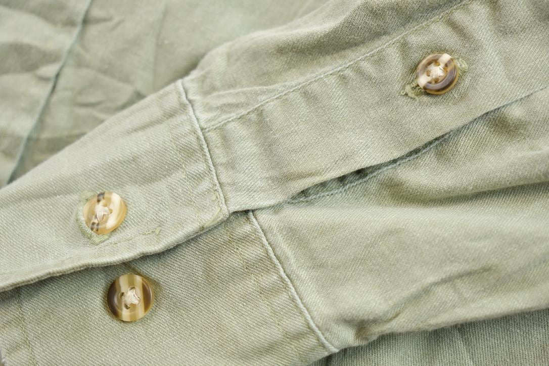 Vintage 1990s VAN HEUSEN Button Up Shirt