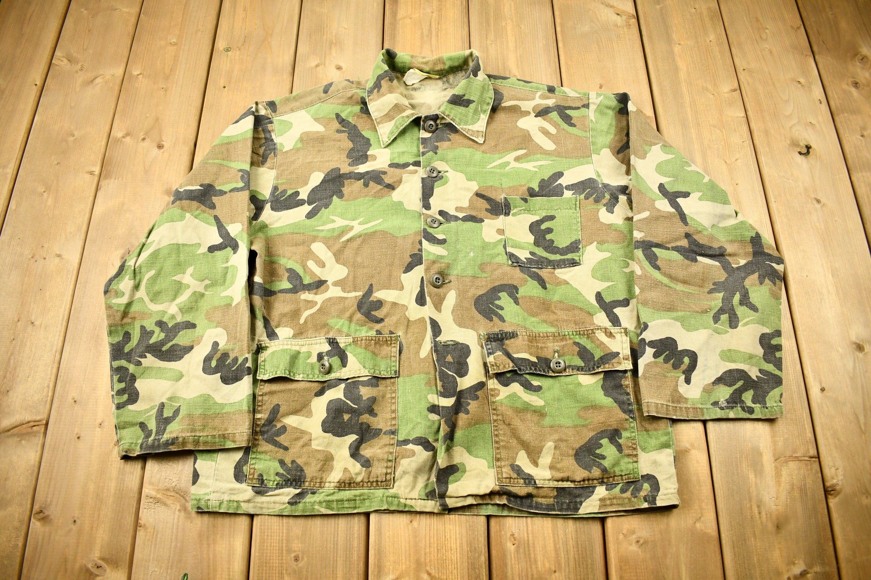 Vintage 1970s Military Button Up Camo Shirt