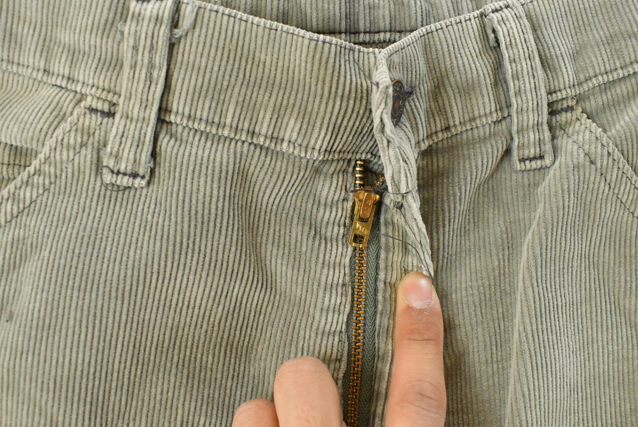 Vintage 1970s Levi's Bell Bottom Corduroy Flare Pants Men's 34 x 32