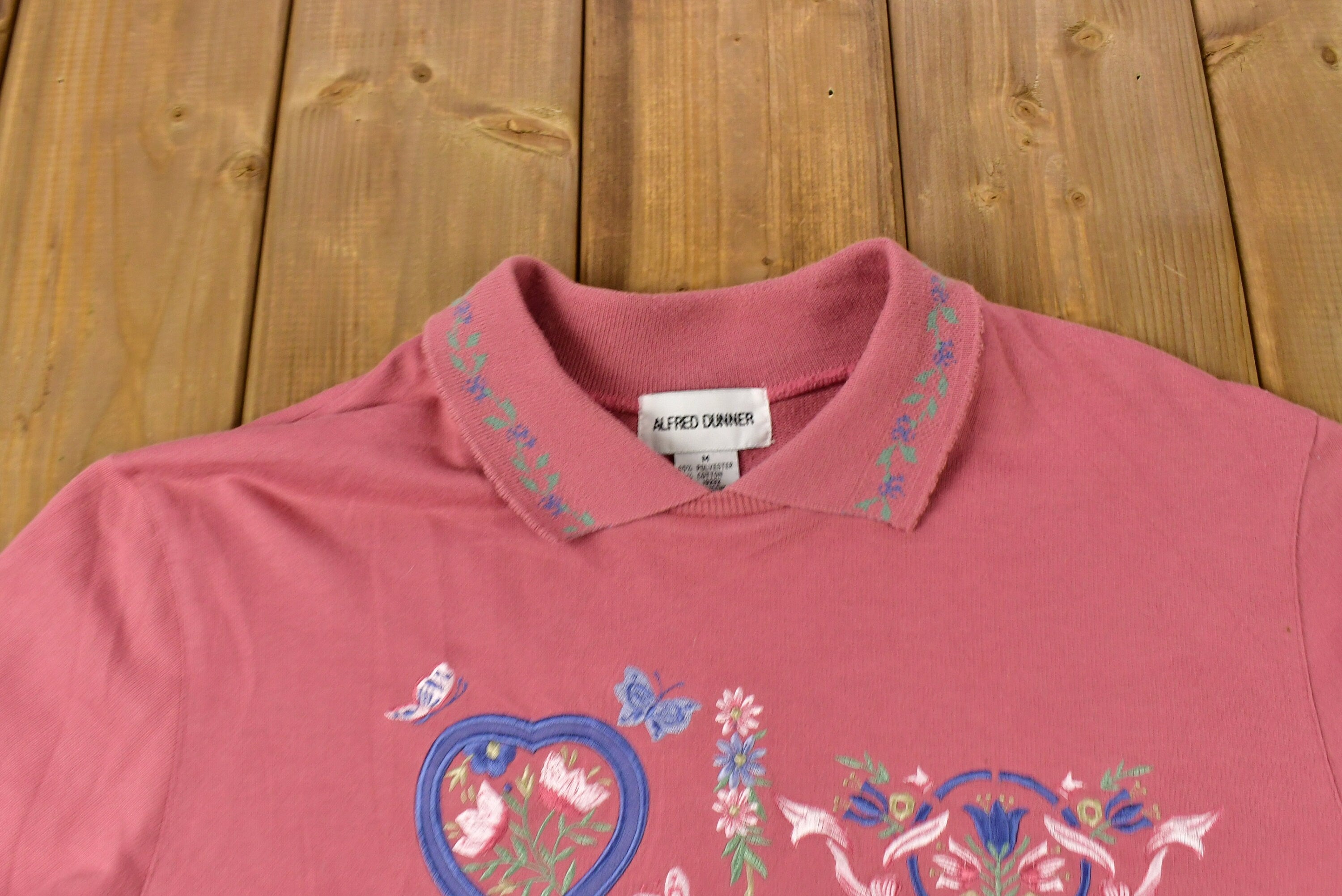 Vintage 1990s Alfred Dunner Cute Embroidered Crewneck