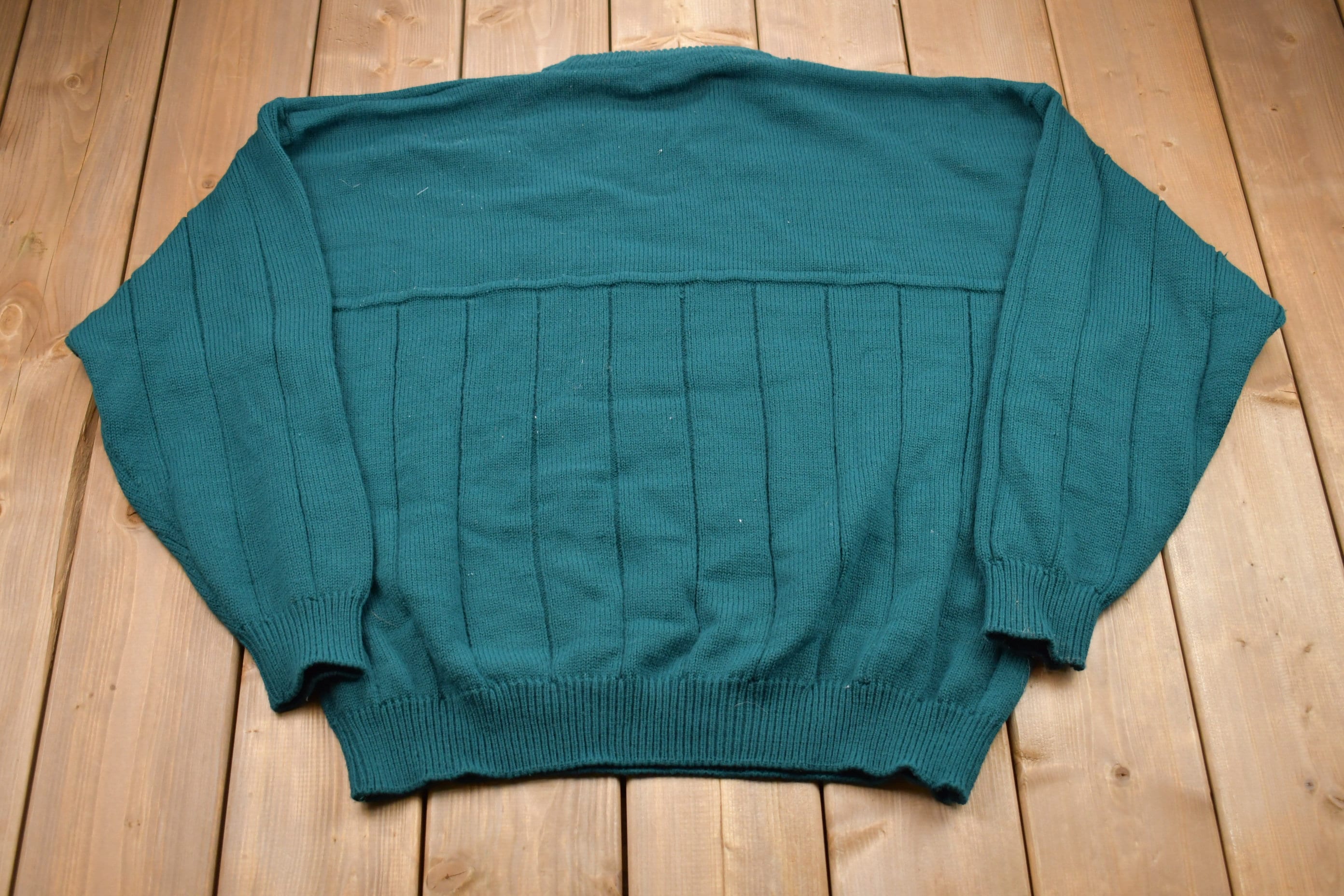 Vintage 1990s Sweater Graphix Embroidered Knitted Sweater