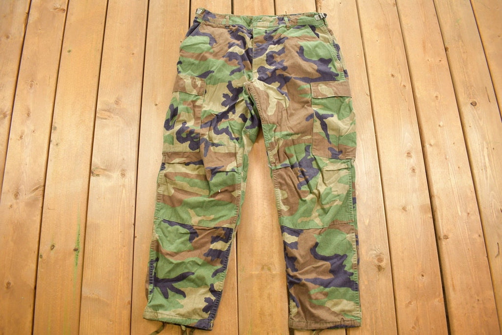 Vintage 1990s Woodland Camouflage Cargo Pants Size 28 - 34 x 28