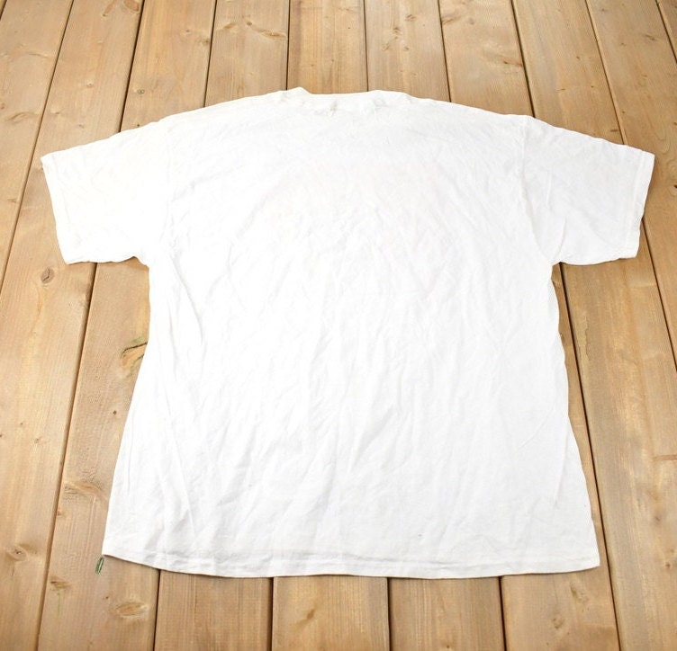 Vintage 2000s Sunkist Experience The Charge Graphic T Shirt