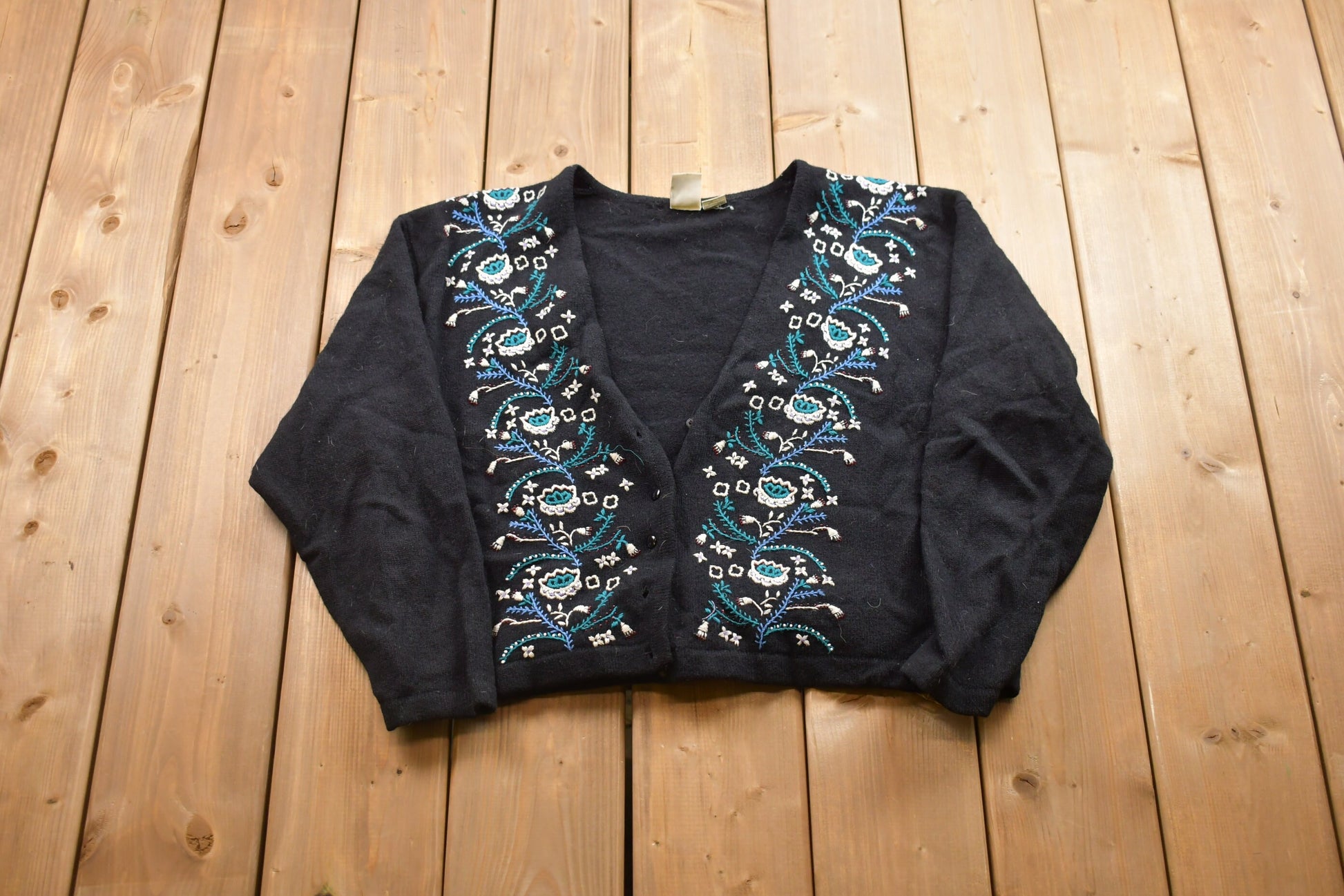 Vintage 100% Lambswool Knitted Cardigan Sweater