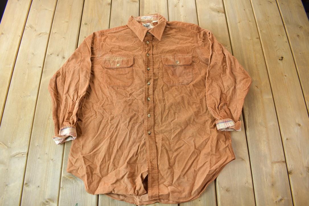 Vintage 1980s Woolrich Corduroy Button Up Shirt
