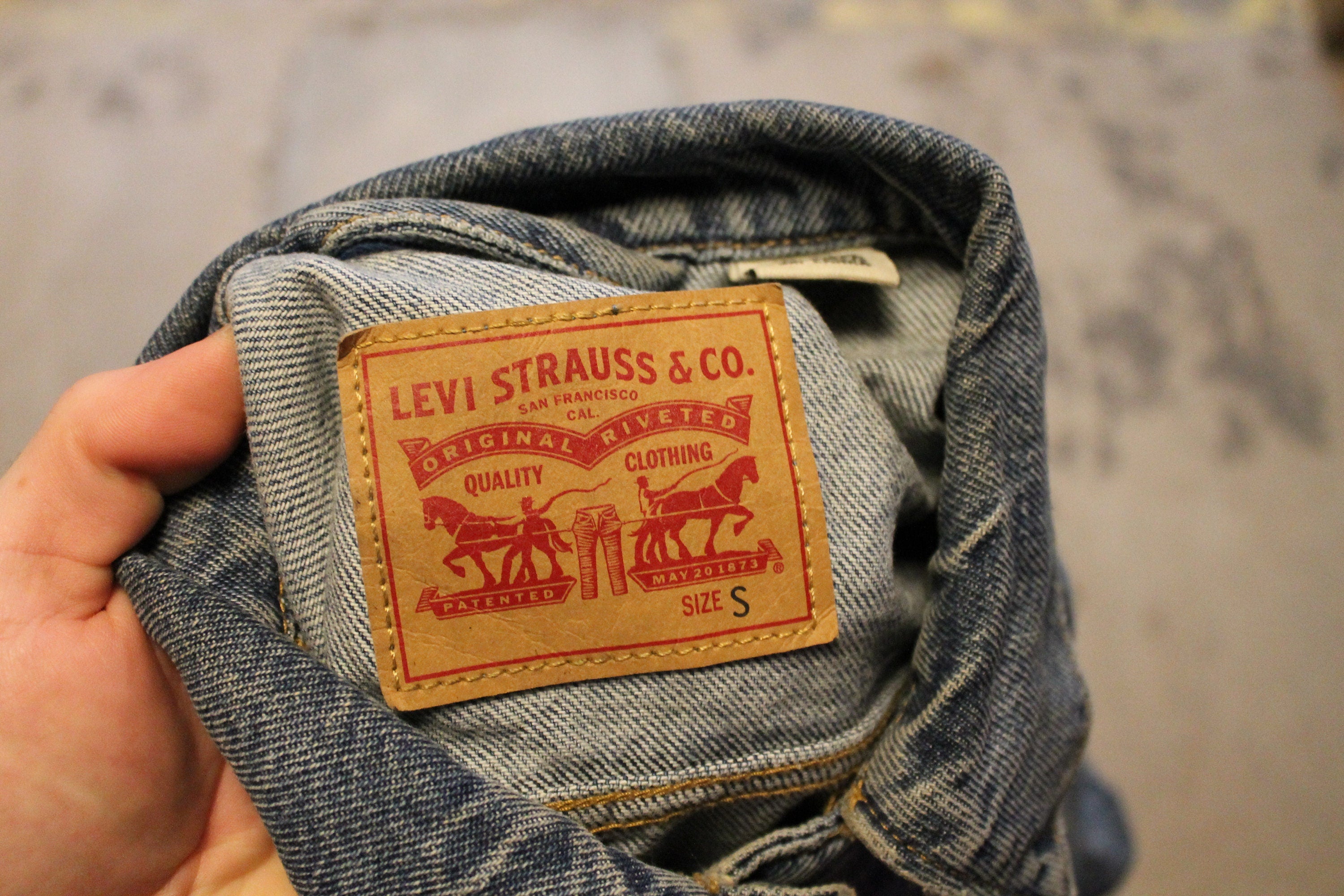 Vintage 1990s Levi's Light Wash Denim Jean Jacket