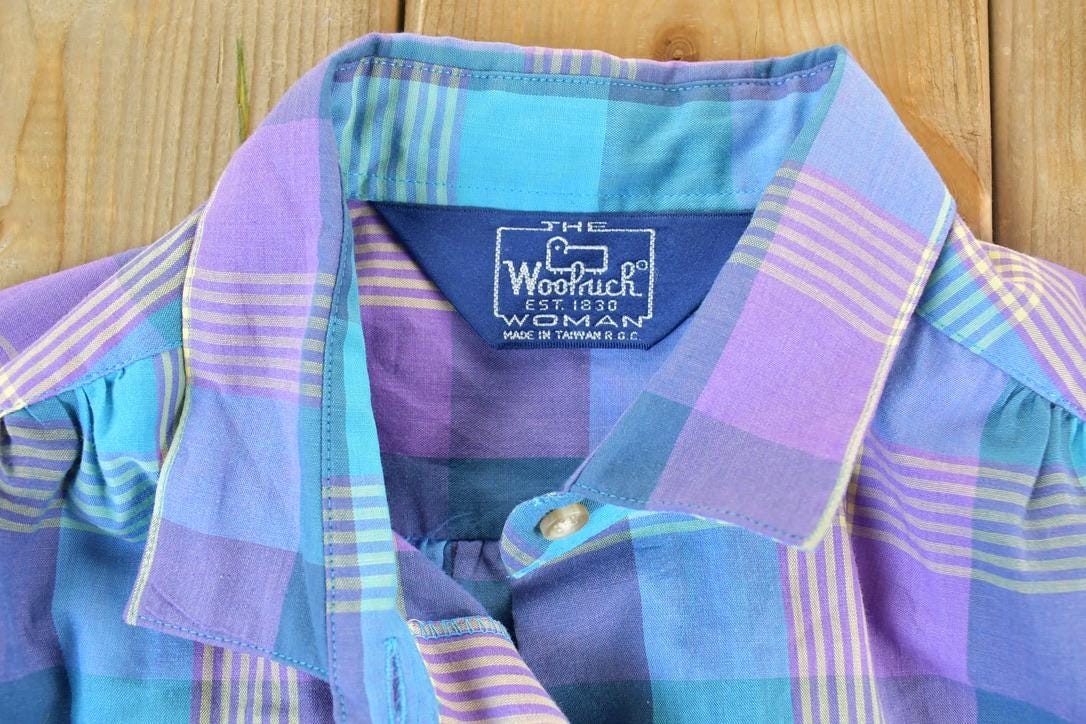 Vintage 1990s Woolrich Woman Plaid Button Up Shirt