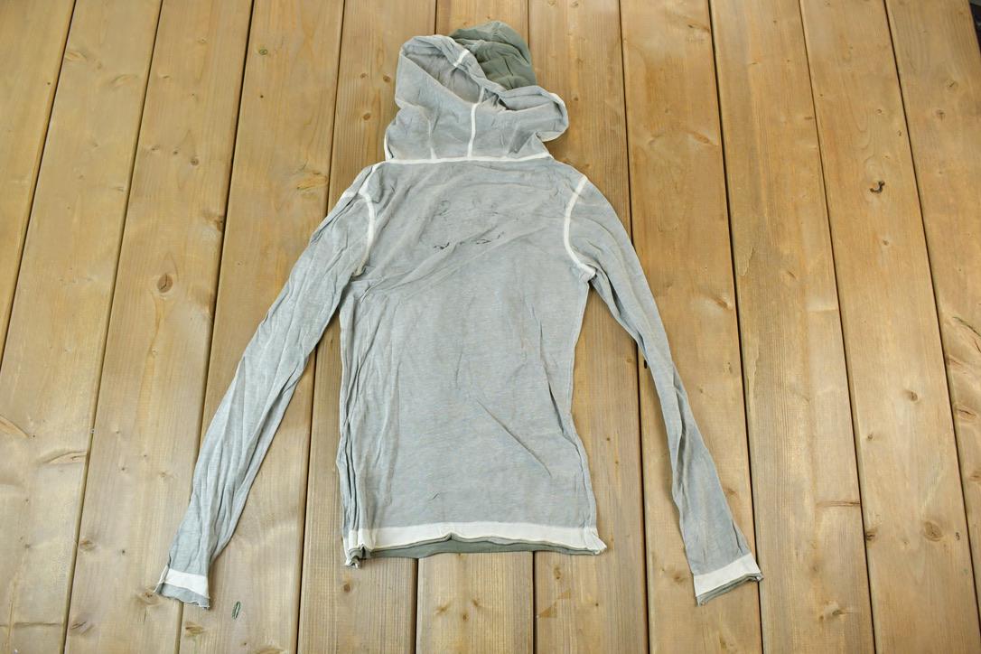 Women Vintage Vigoss Y2K Hooded T-Shirt