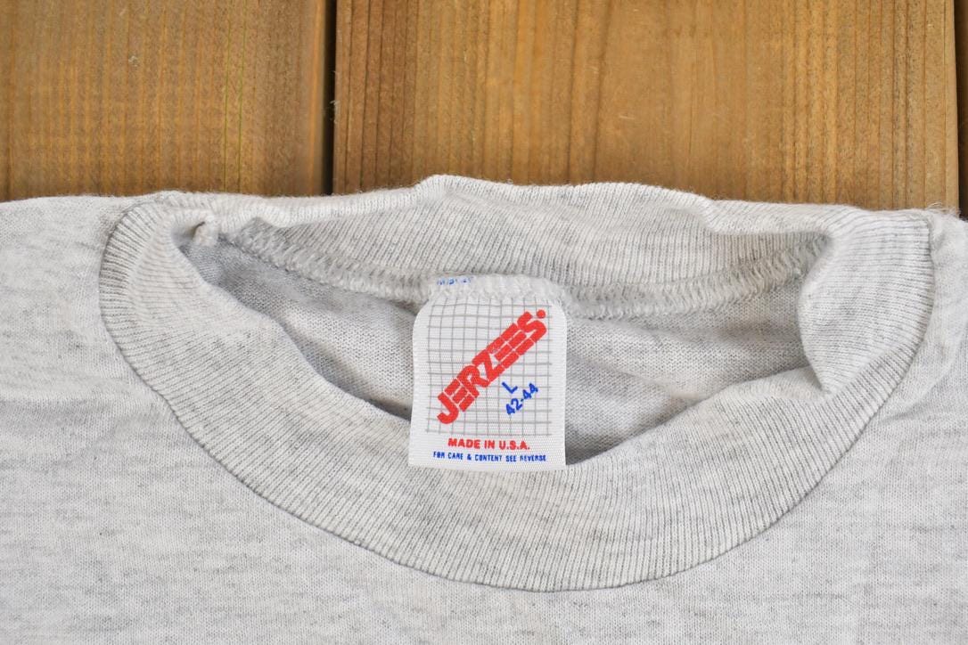 Vintage 1990s Beach Neon Souvenir T-Shirt