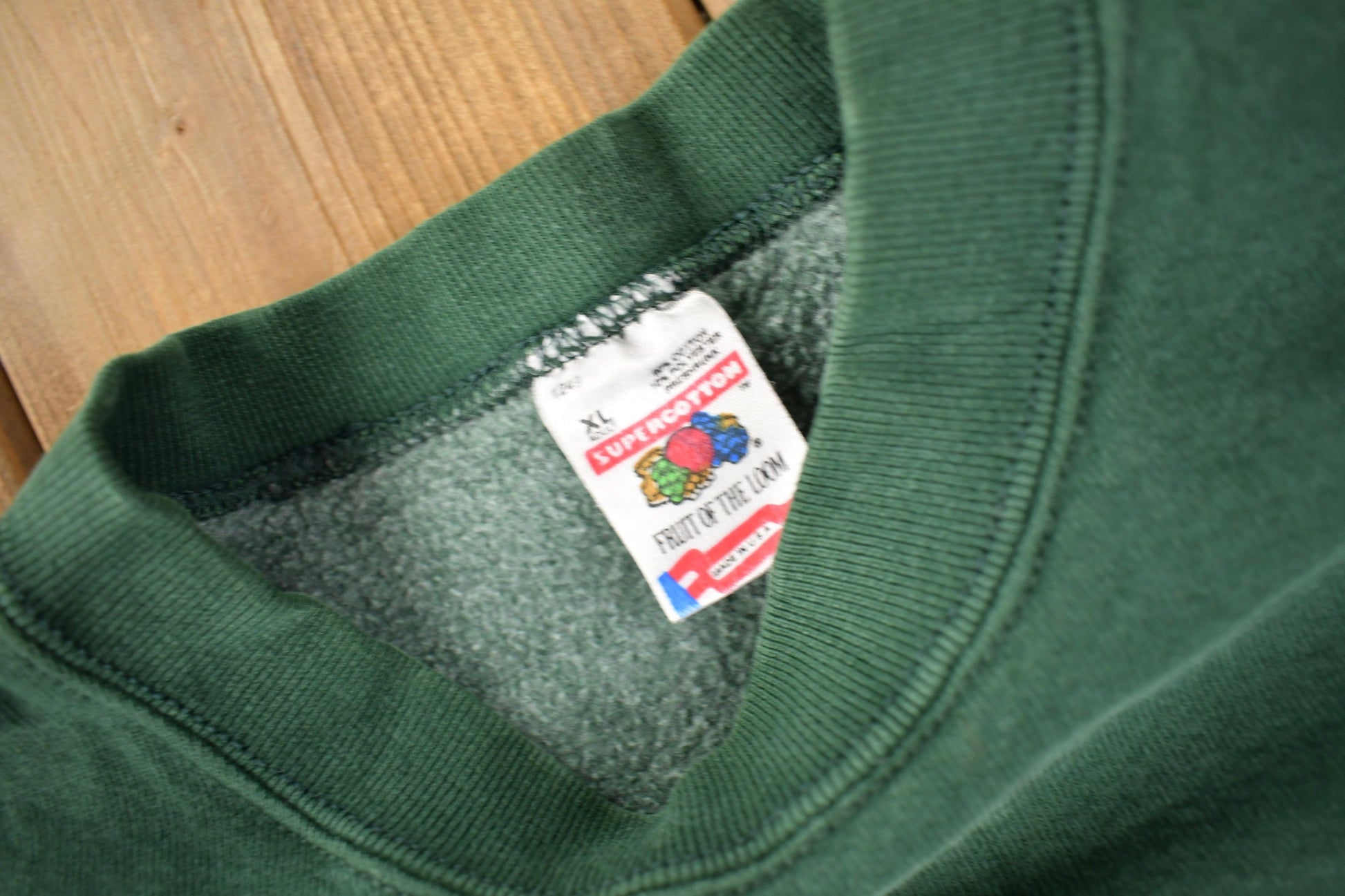 Vintage 1990s Dundee Oregon Argyle Embroidered Heavy Weight Crewneck Sweatshirt Made In USA