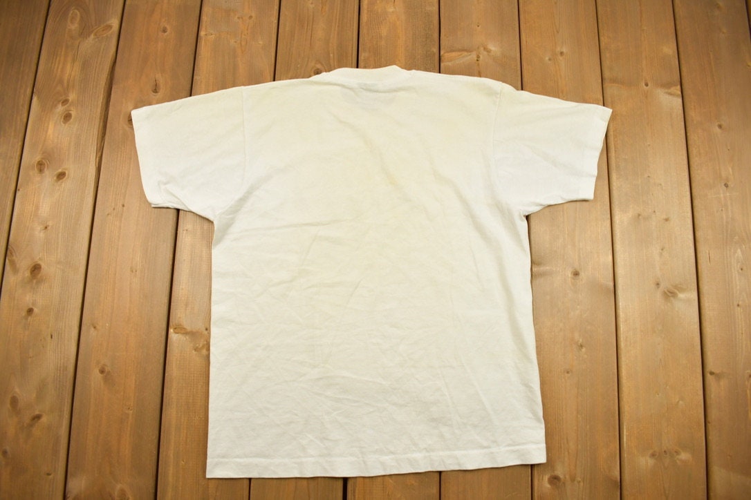 Vintage 1990's Cute Love Is The Answer Dog T-Shirt / Nature / Cute Animals / Made In USA / Single Stitch / Streetwear / Visla / Romance