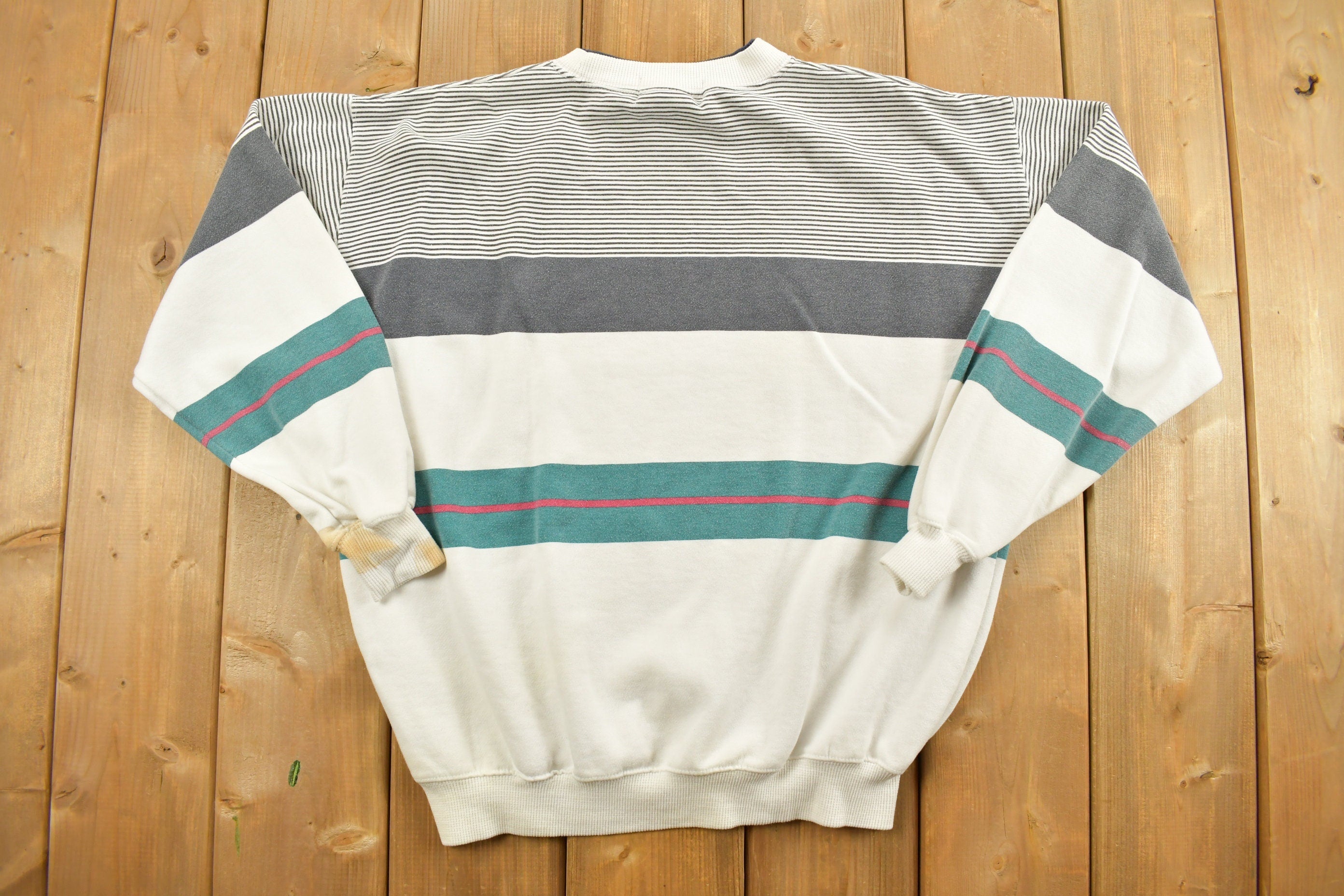 Vintage 1990s Knights Of Round Table Embroidered Crewneck Sweatshirt