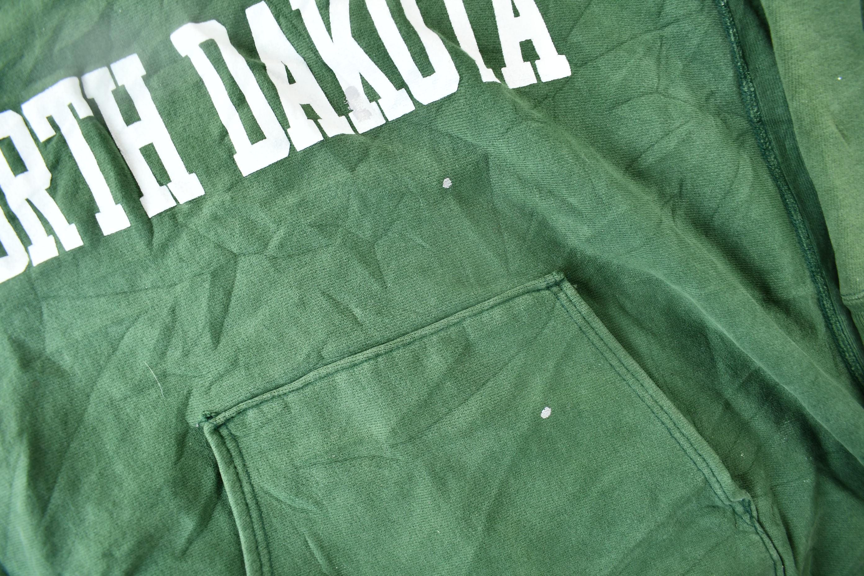 Vintage 1990s University Of North Dakota Champion Reverse Weave Collegiate Hoodie