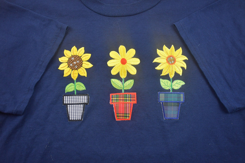 Vintage 1990's Cute Flower T-Shirt
