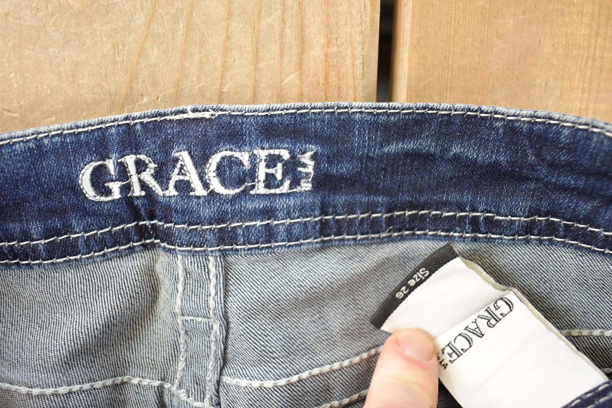 Vintage Deadstock Y2K Grace In LA Bedazzled Bootcut Low Rise Jeans Women's Size 26 x 32