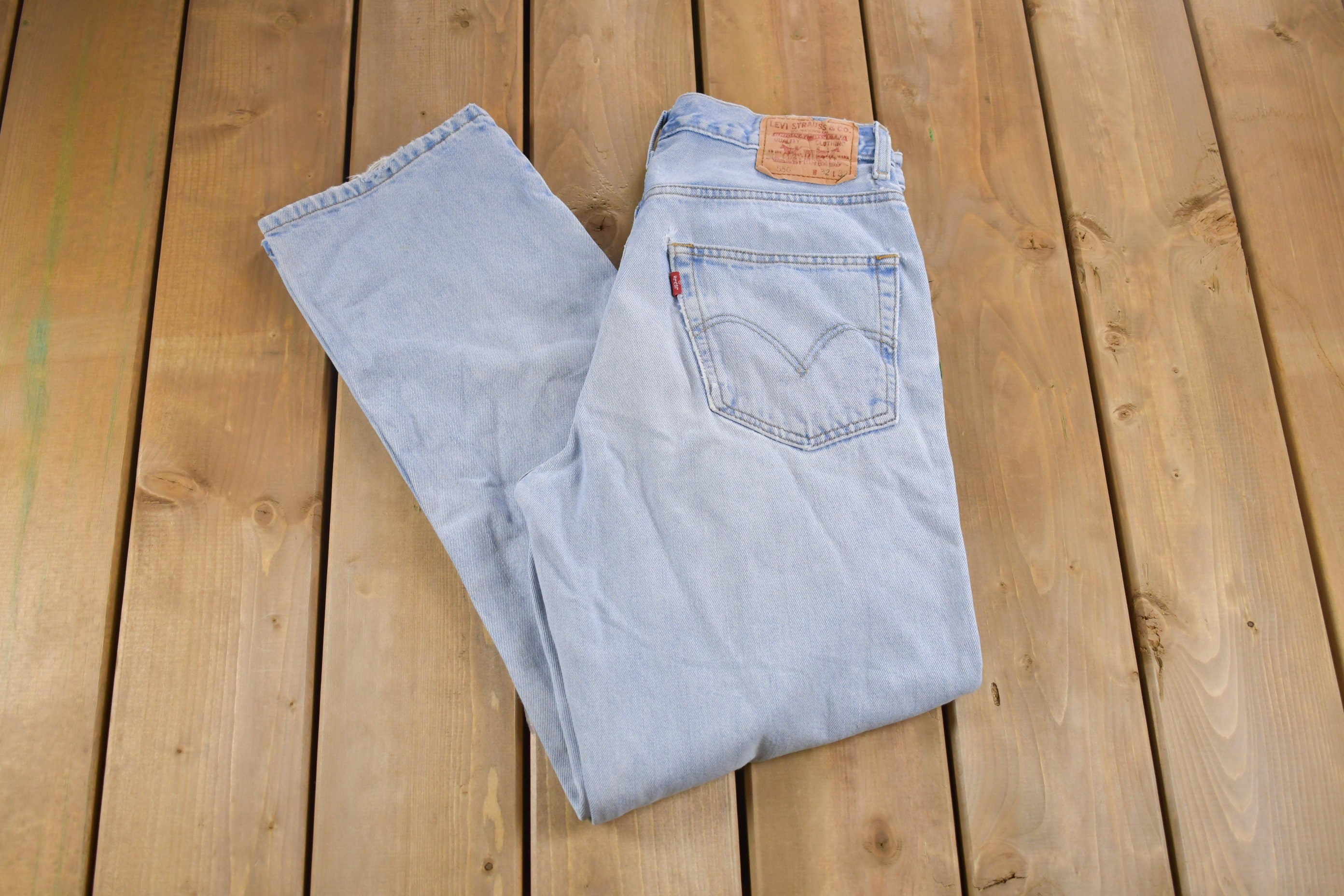 Vintage Y2K Levi's 550 Red Tab Relaxed Fit Denim Jeans Size 30 x 31