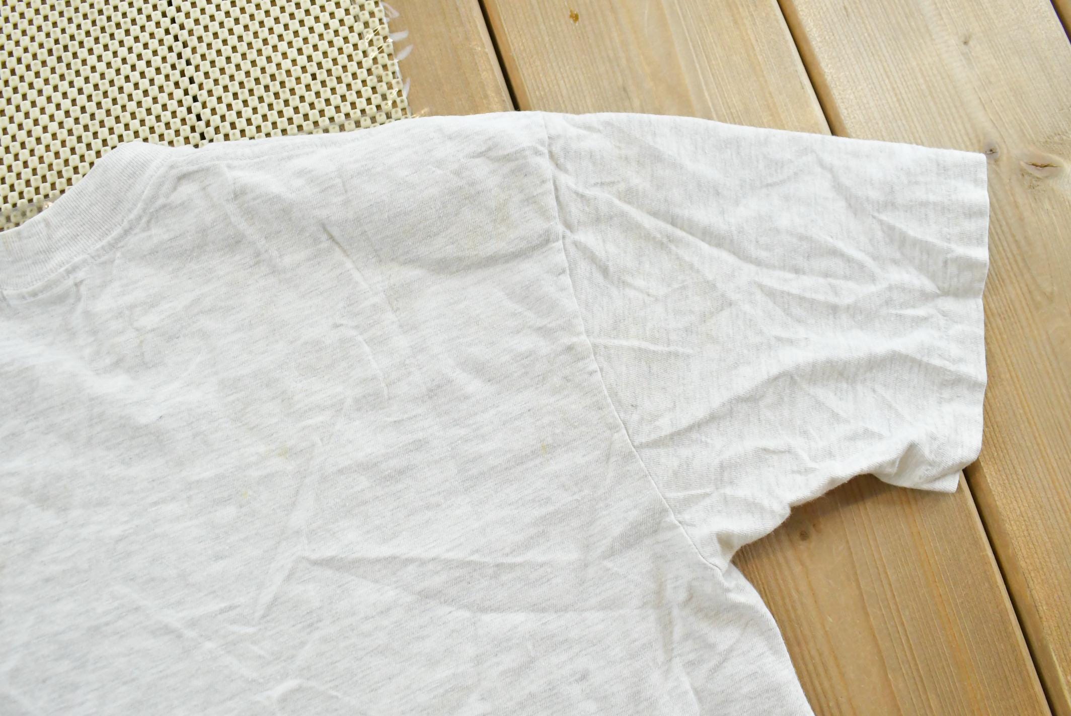 Vintage 1990s Blank Gray Pocket T-Shirt Men's M /