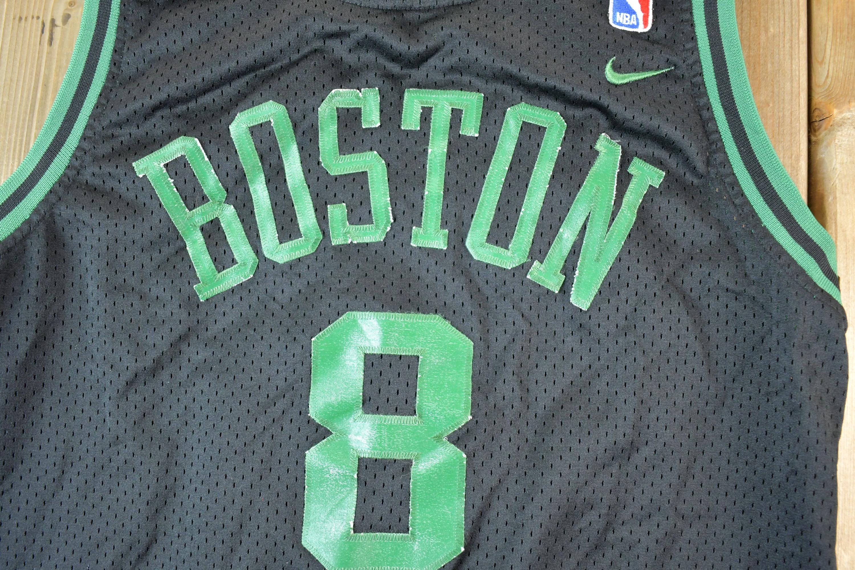 Vintage Y2K Nike Boston Celtics Antoine Walker NBA Basketball Jersey Youth L