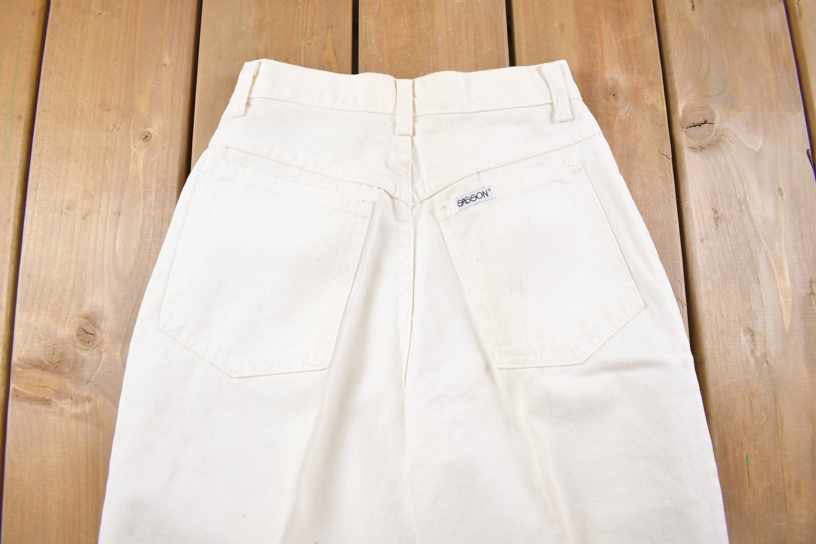 Vintage 1990's Sasson White Jeans 24 x 28