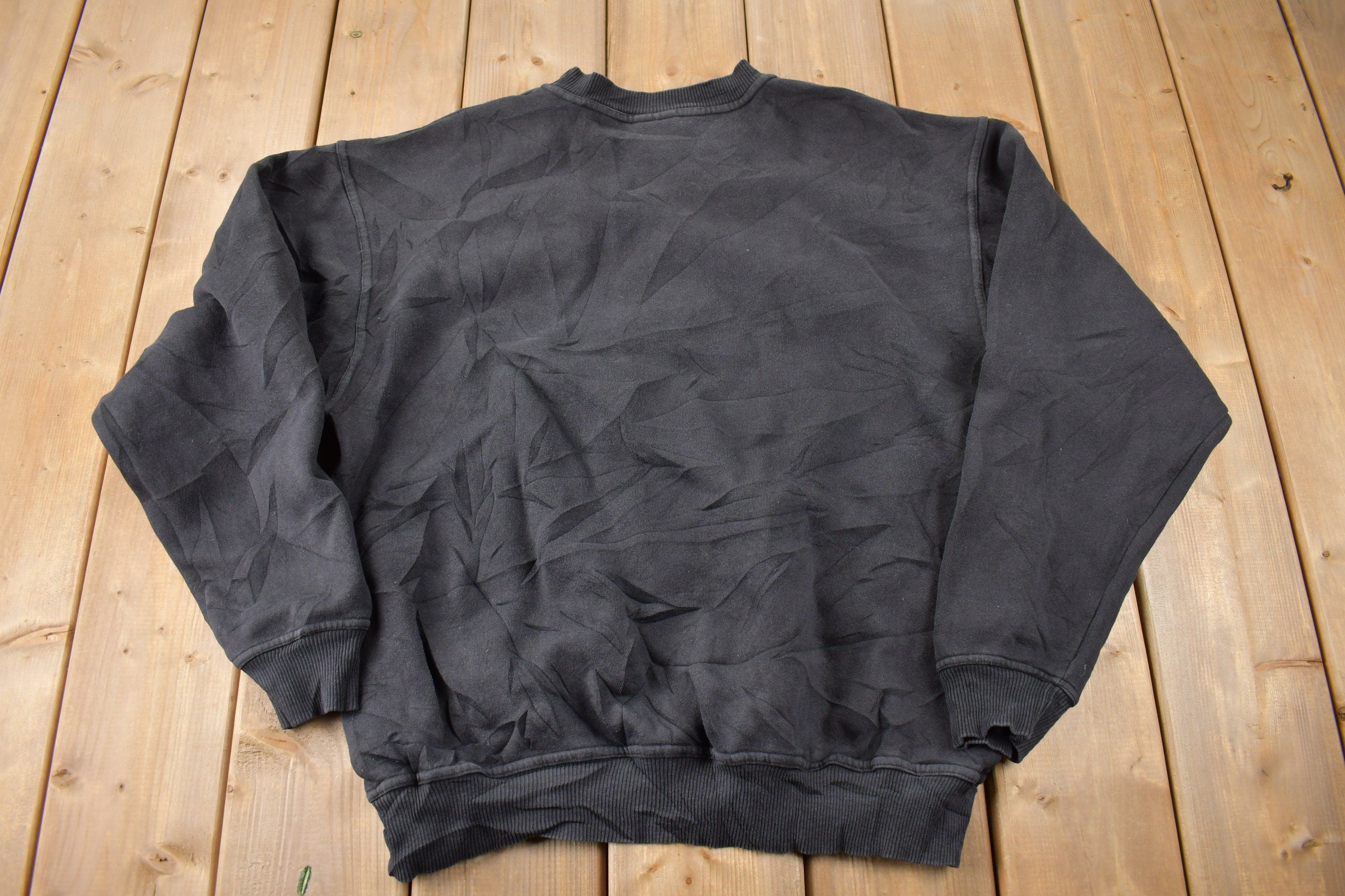 Vintage 1990s FILA Embroidered Crewneck Sweatshirt Made In Canada Size XL