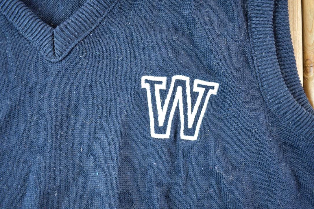 Vintage 1990s Code New York Embroidered W Knit Souvenir Sweater Vest Womens S