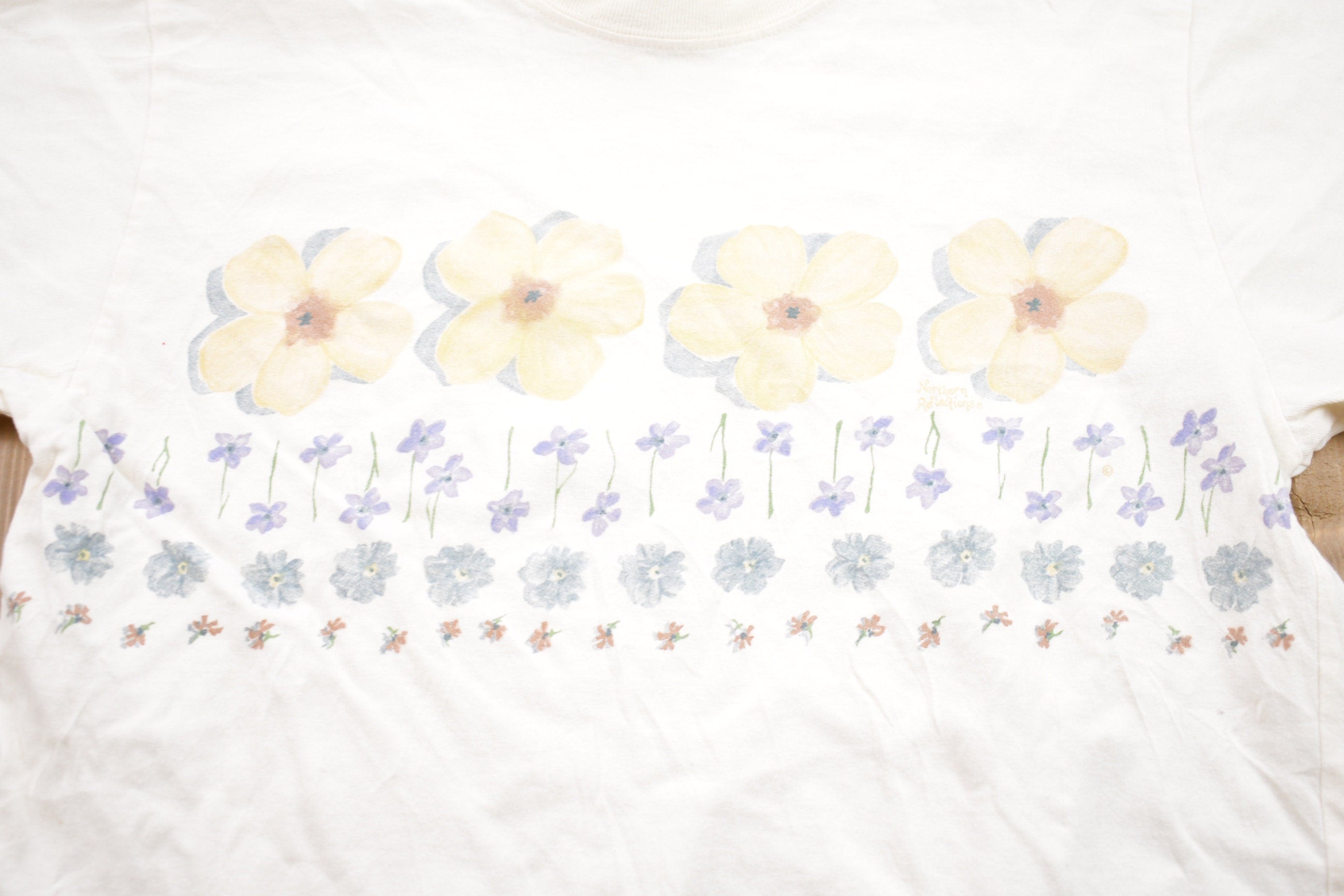 Vintage 1990s Northern Reflections Floral Graphic T-Shirt