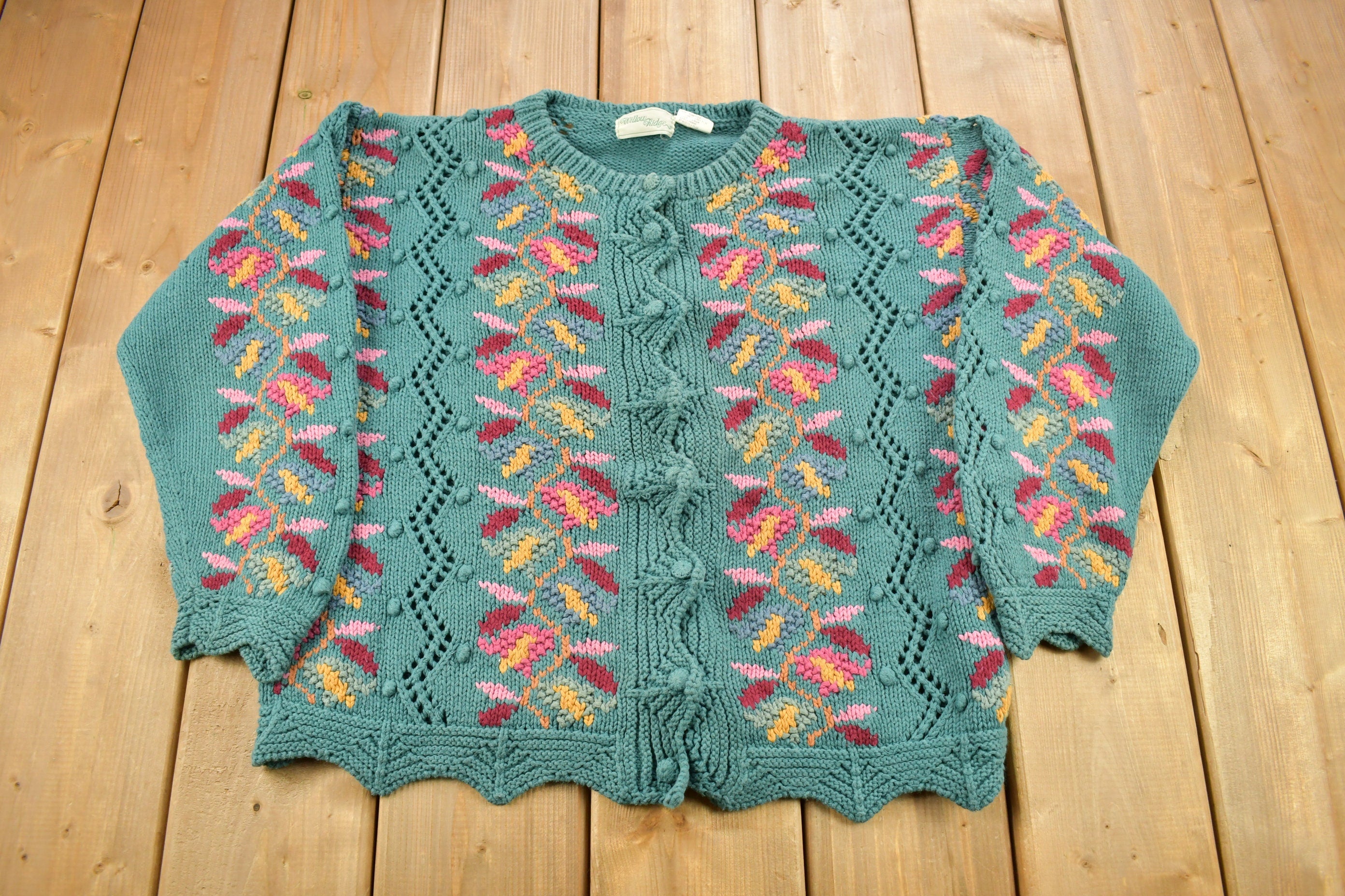 Vintage 1990s Willow Ridge Floral Theme Knitted Cardigan Sweater
