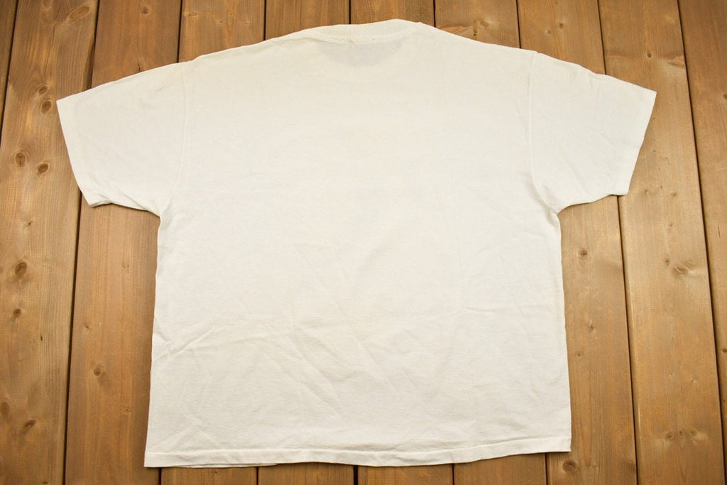 Vintage 1995 Ocean City Maryland Dolphin Theme Graphic T-Shirt