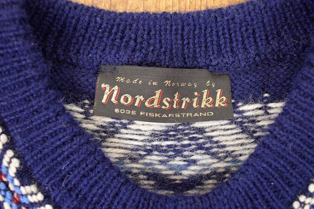 Vintage 1970's Nordstrikk Abstract Snowflake Wool Knit Cardigan Sweater Men's L