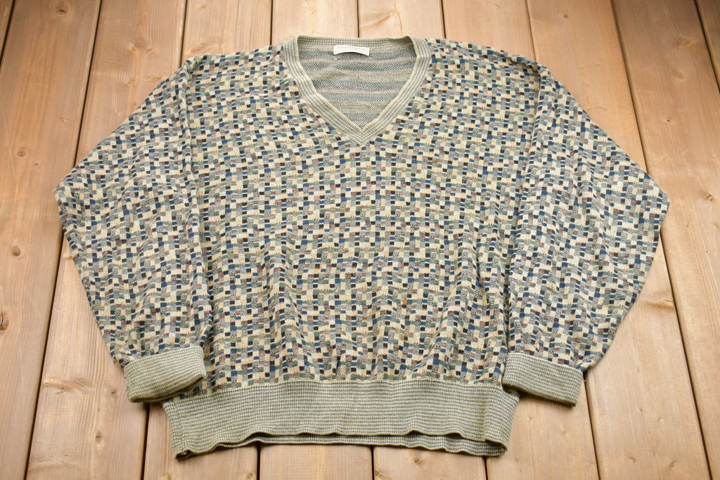Vintage 1990s Tricot St. Raphael Knitted Sweater  Vintage 90s V-Neck  Pattern Sweater  Outdoor  Hand Knit  Pullover Sweatshirt