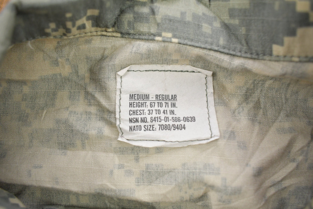 Vintage 2001 Army Gray Digital Camo Military Button Up Shirt
