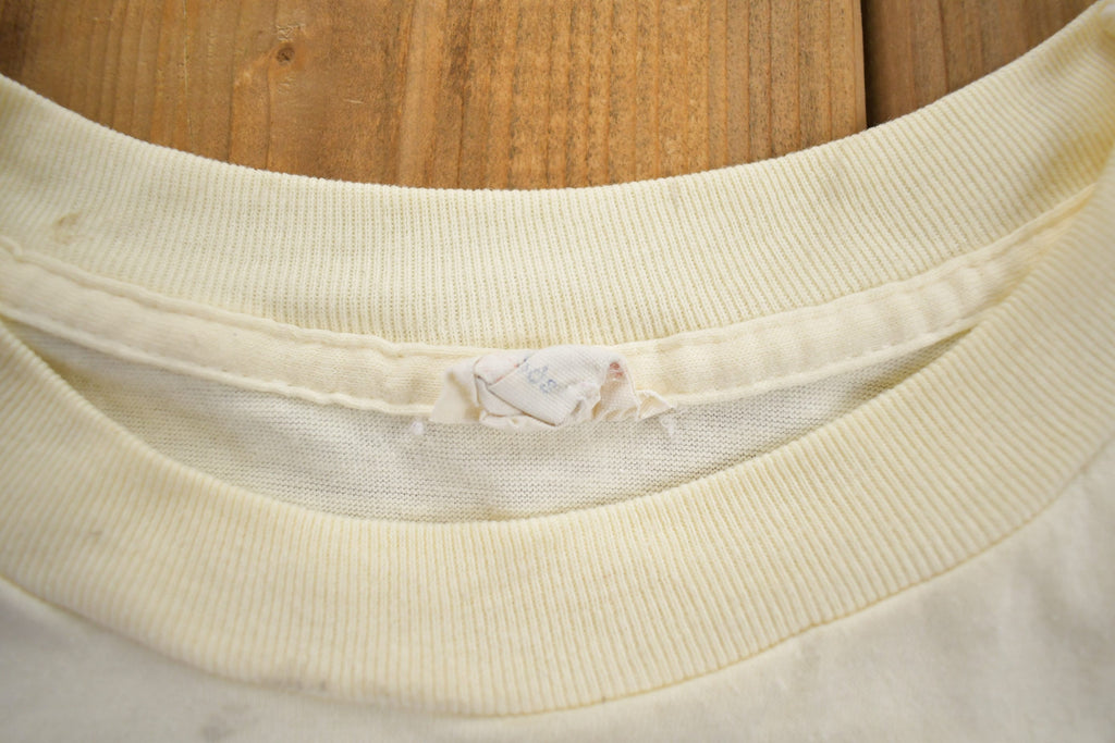 Vintage 1990s Quality Outfitters Canada T Shirt