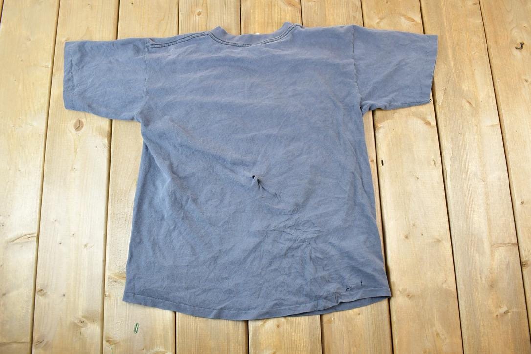 Vintage 1990s Minnesota North Stars NHL Graphic T-Shirt Made In USA