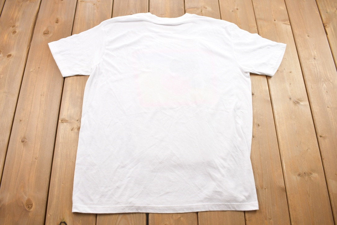 Vintage 1990s Bahamas Seashells Beach Dorsett Tee's Souvenir T Shirt