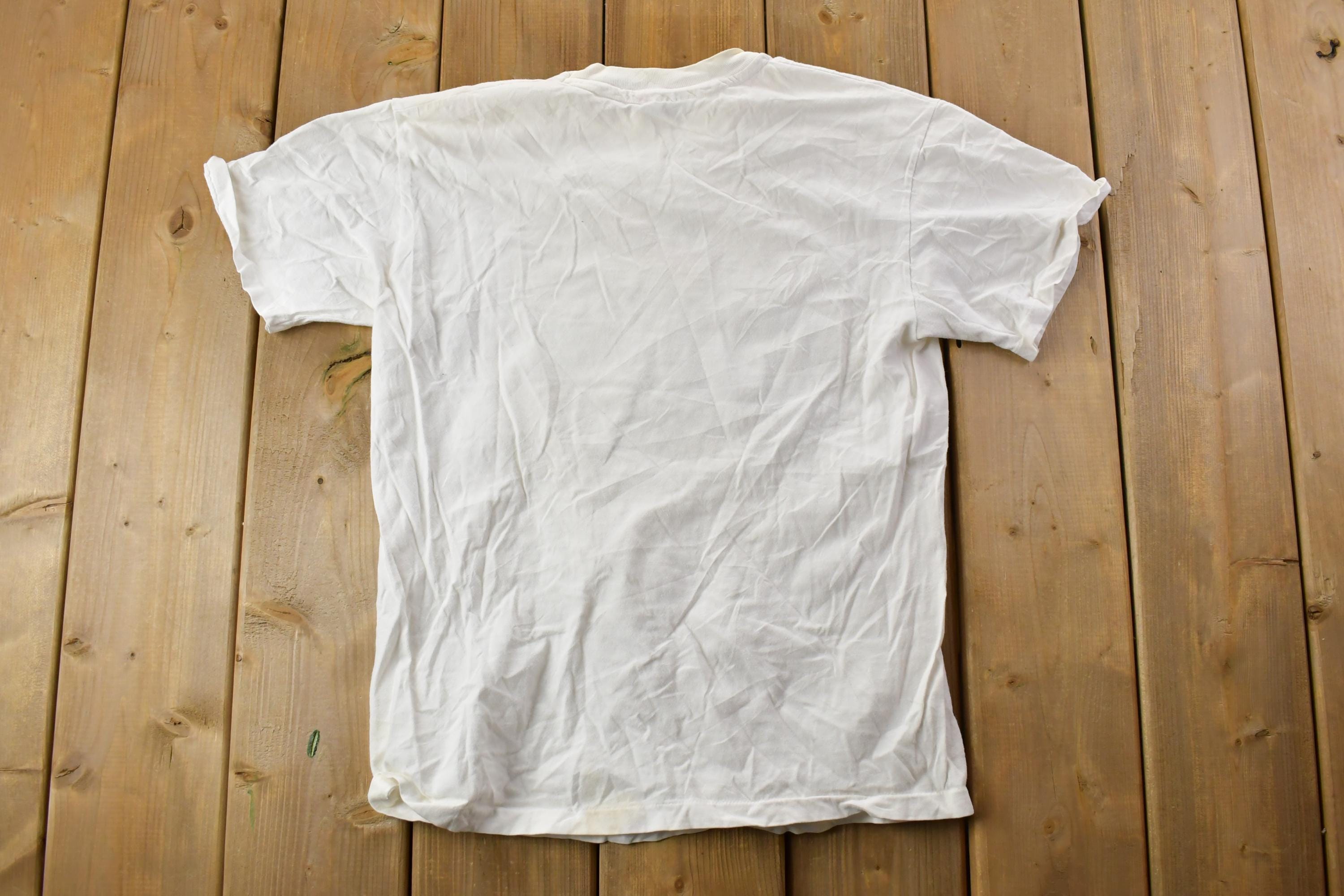 Vintage 1990s Animal Bird Theme Graphic T-Shirt