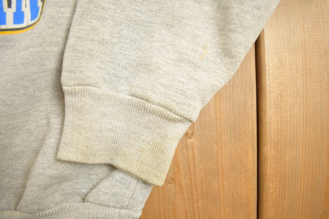 Vintage 1990s University Of Saskatchewan Collegiate Crewneck