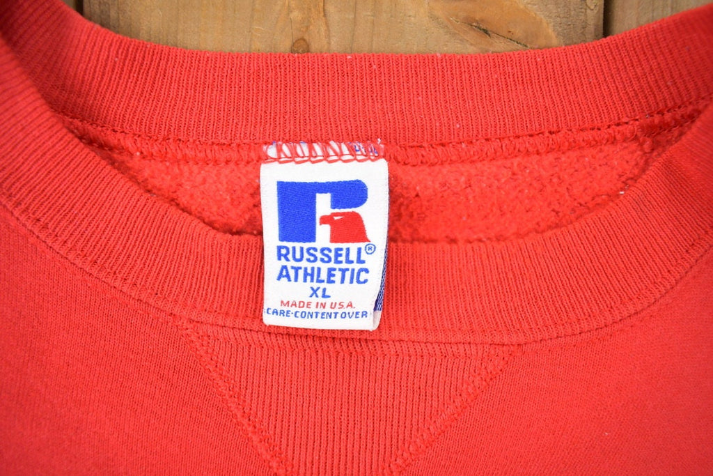 Vintage 1990s Russell Athletics Hy-Vee Iowa Sweatshirt