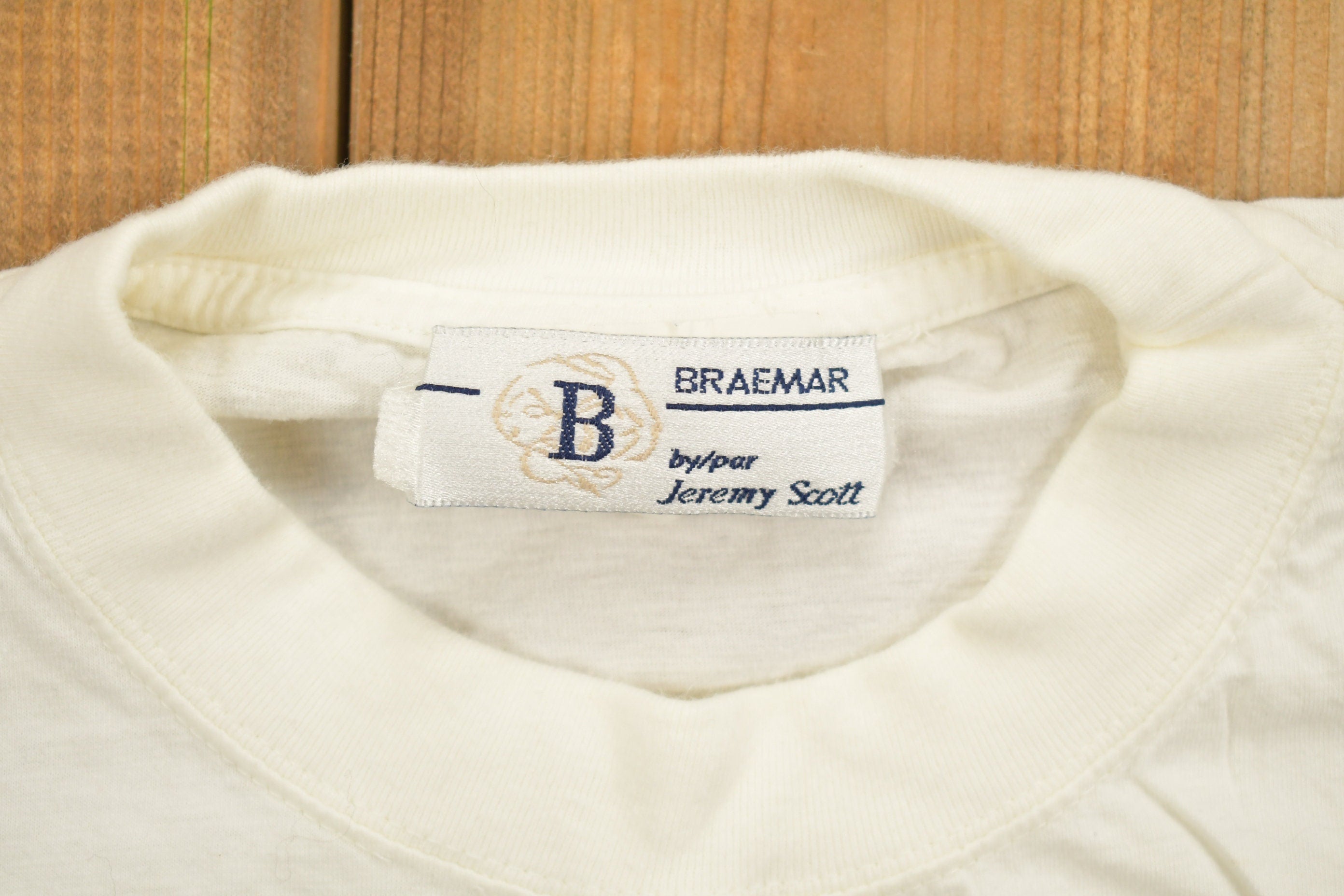Vintage 1990s Abstract Braemar Floral Graphic T-Shirt