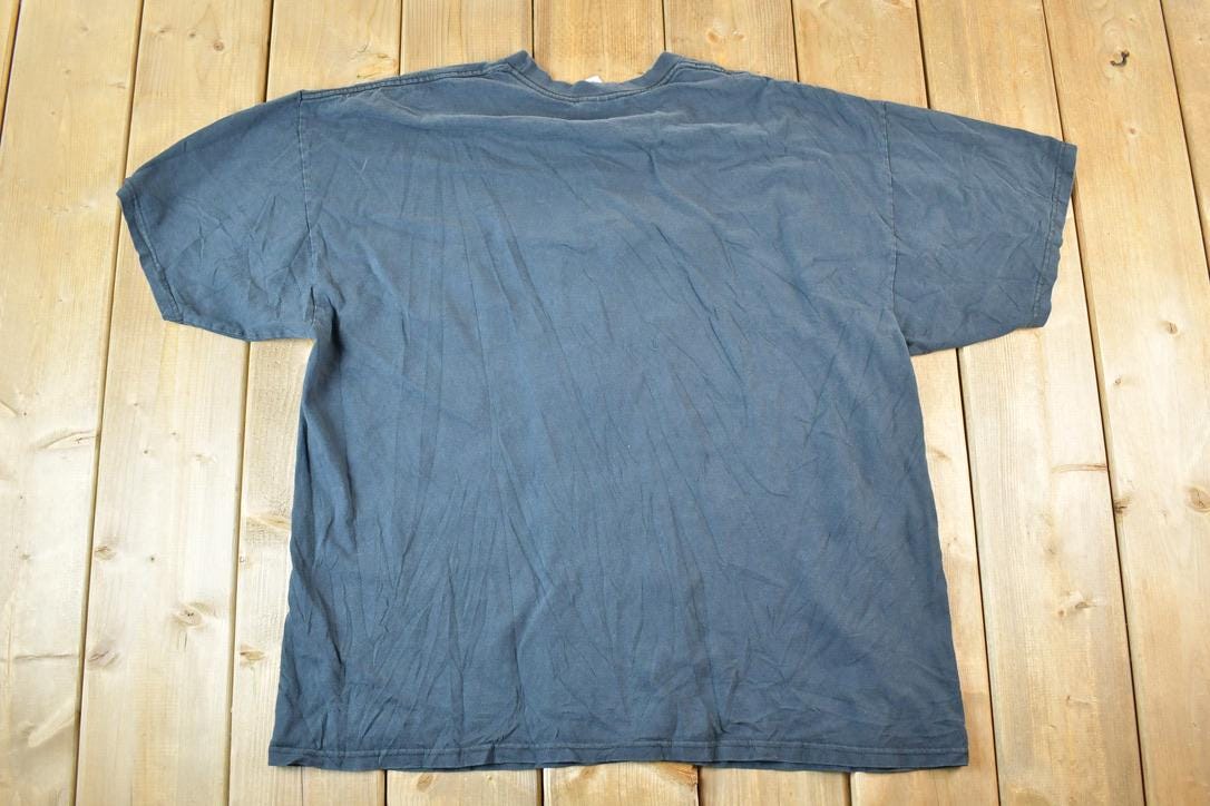 Vintage 1990s Nike Graphic T-Shirt Mens Large