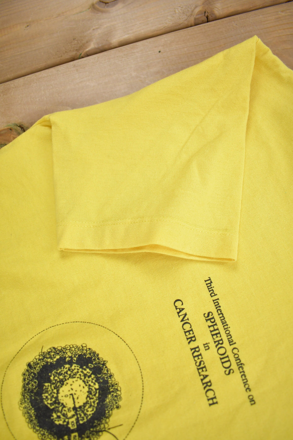 Vintage 1987 Sidney Sussex College Cambridge Cancer Research Graphic T Shirt