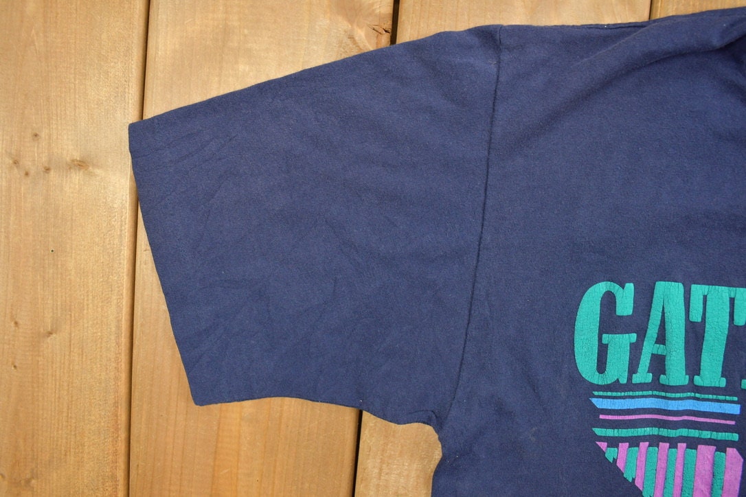 Vintage 1980s Gatlinburg Bear Souvenir T Shirt / Streetwear / Made In USA / Vacation Tee / Travel T Shirt / 80s Shirt / Jerzees