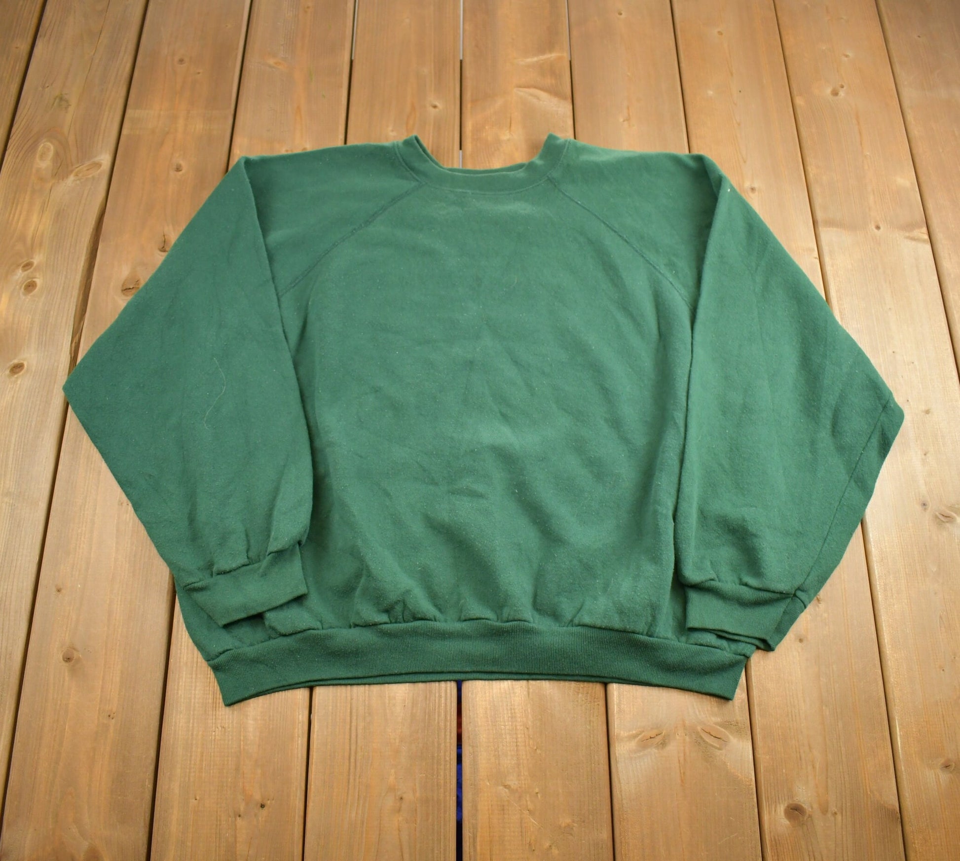 Vintage 1990s Blank Green Crewneck Sweatshirt Made In USA