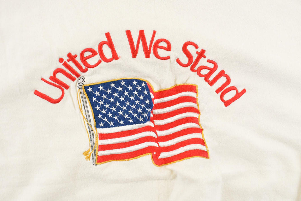 Vintage 2001 September 11th American Flag United We Stand Souvenir Crewneck Sweatshirt Men's Large