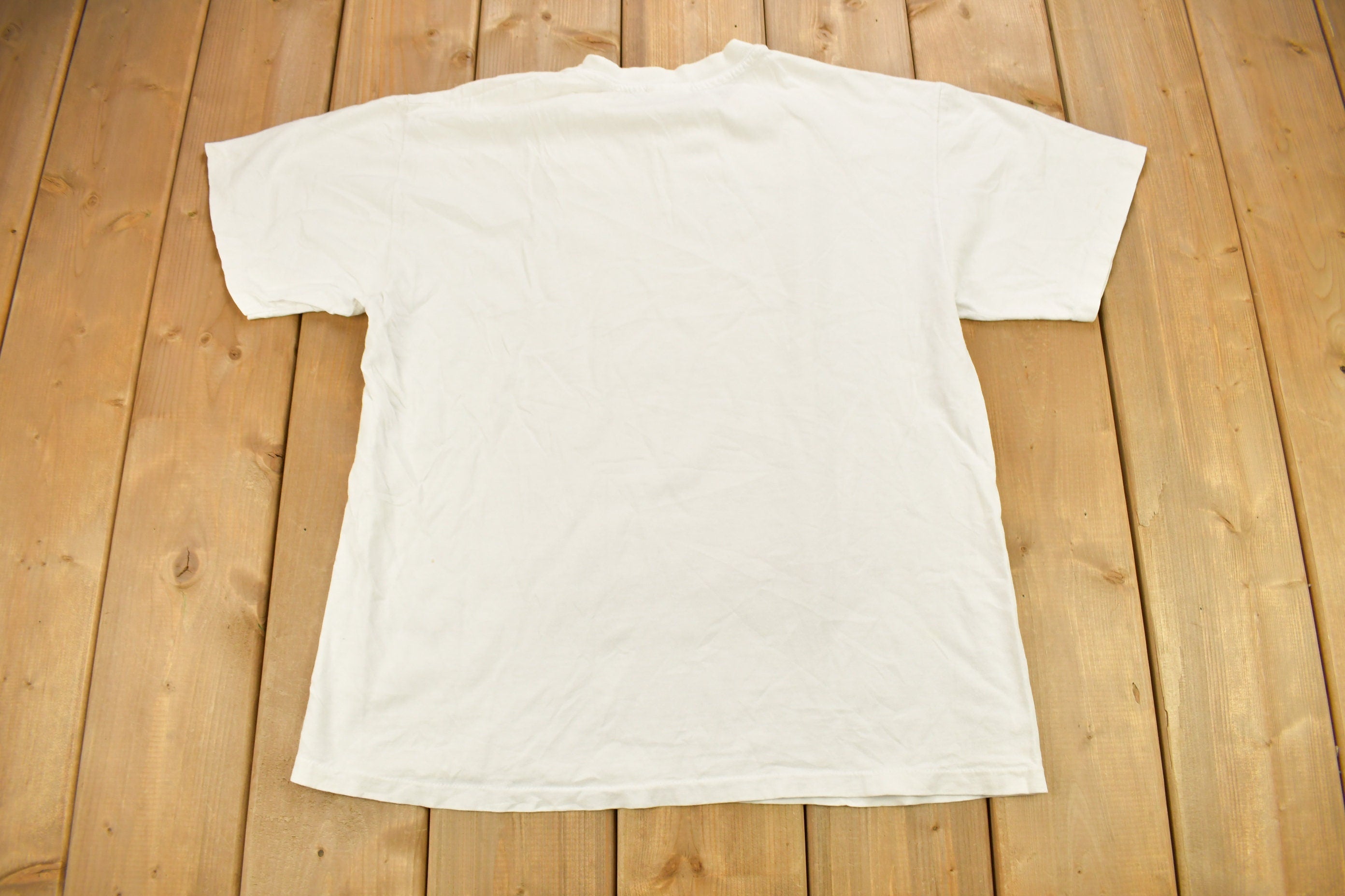 Vintage 1990s Navajo Art Graphic Diné T Shirt