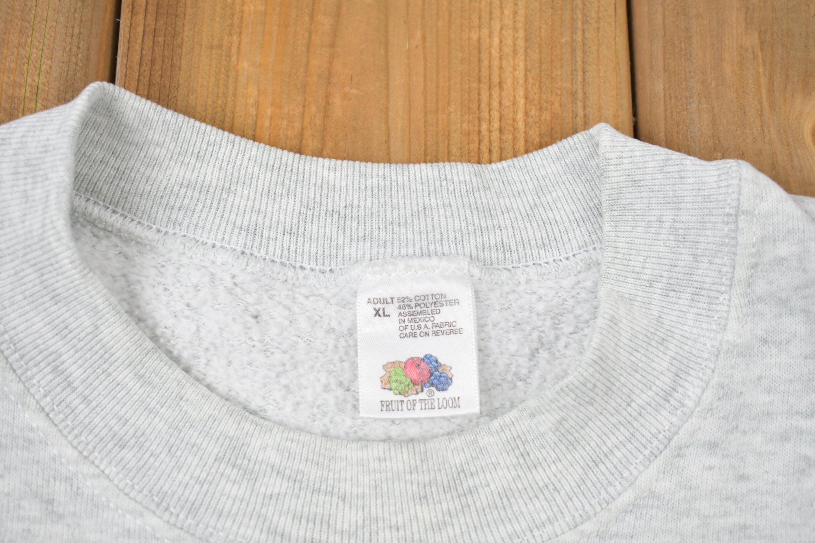 Vintage 1990s Santa Monica Beach California Graphic Crewneck Sweatshirt