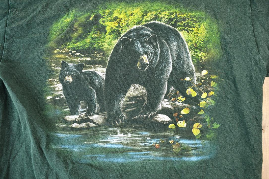 Vintage 1990s Calgary Zoo Realistic Black Bear Souvenir Graphic T-Shirt