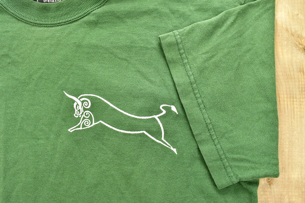 Vintage 1990s Ireland Bull Graphic T-Shirt  80s  90s  Streetwear Fashion  Vintage Irish  Vacation Tee  Travel & Tourism